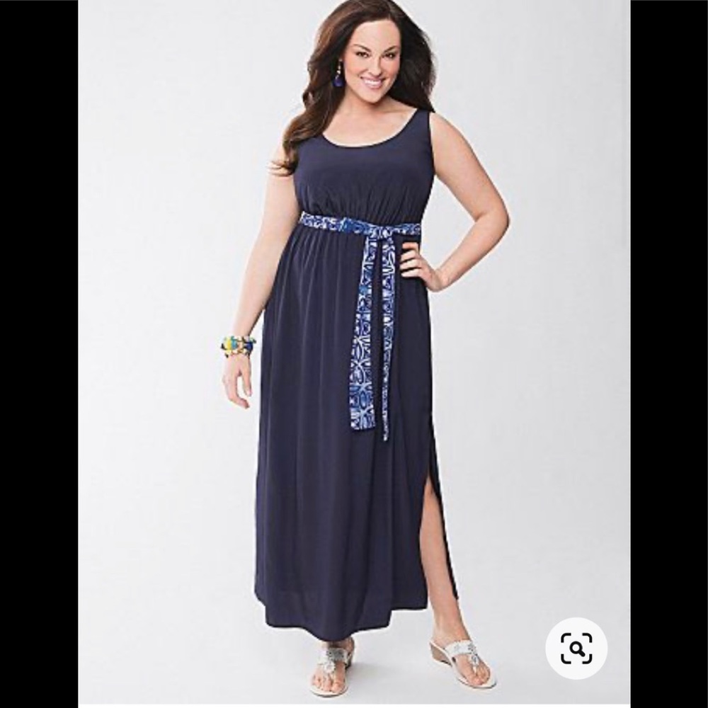 🆑Tie Back Maxi Dress